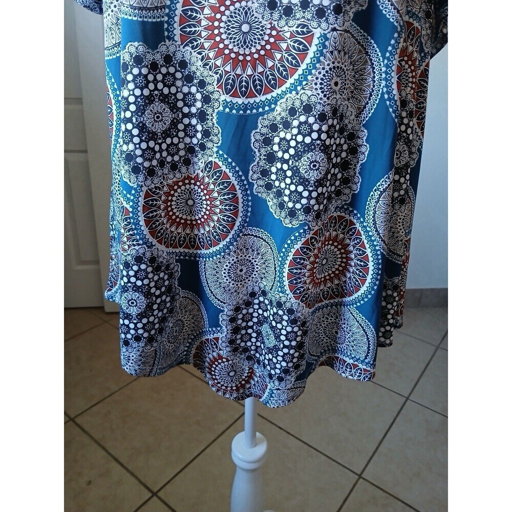 Lavish 2X Plus Size Boho Mandala Print Tunic Top Blue Multicolor Short Sleeve - Picture 8 of 15